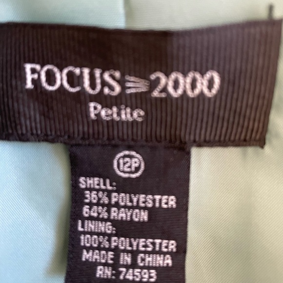 Vintage Focus 2000 Green Floral Brocade Blazer Size 12P - Picture 8 of 8